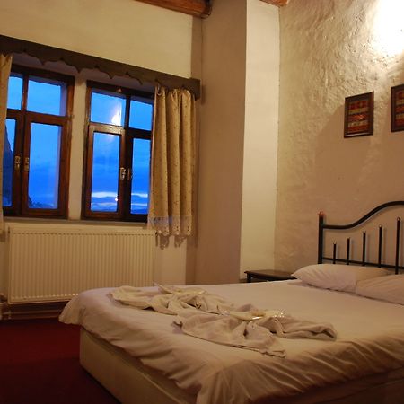 Yasin'S Place Backpackers Cave Hostel Göreme Kültér fotó