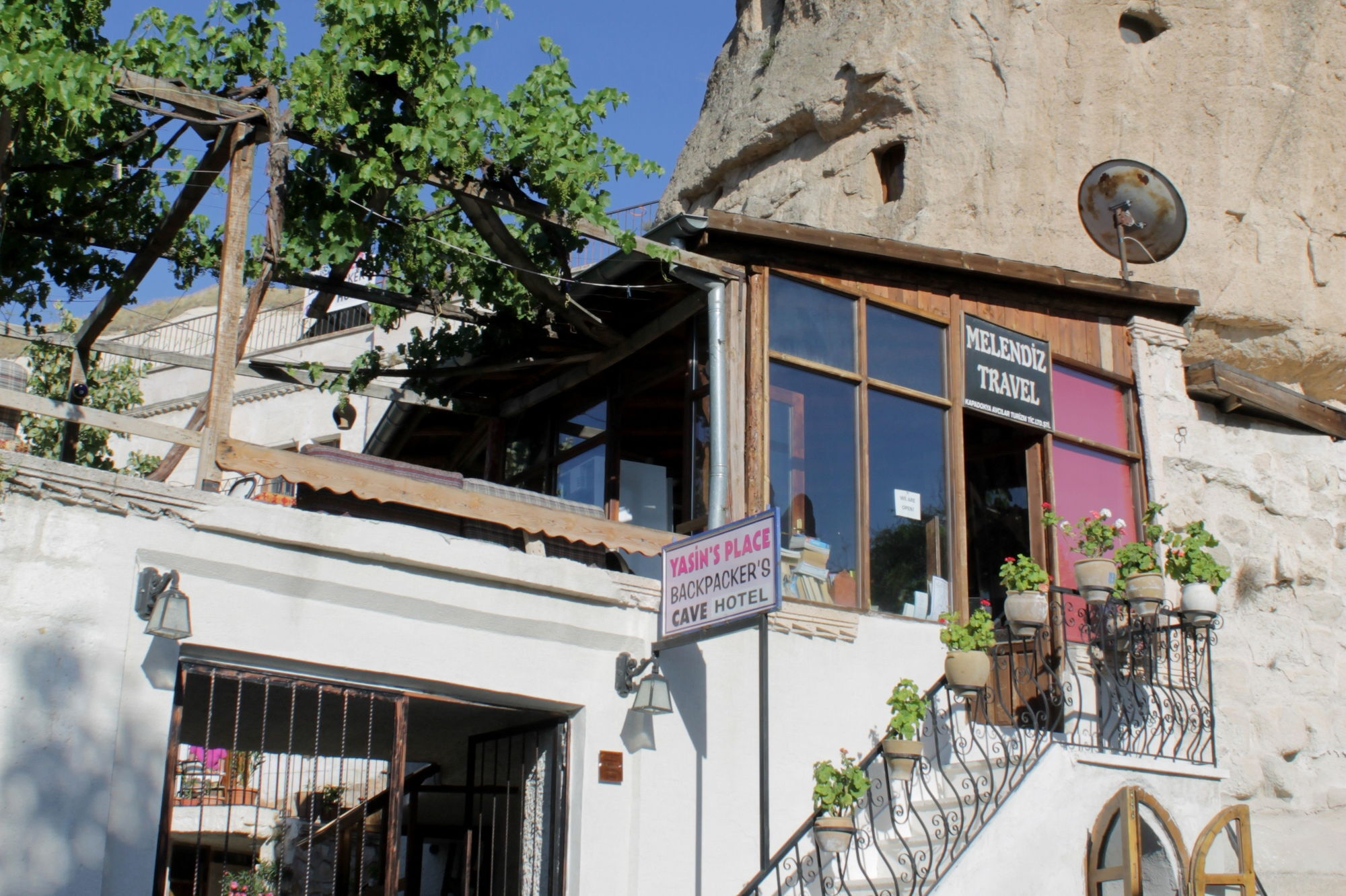 Yasin'S Place Backpackers Cave Hostel Göreme Kültér fotó