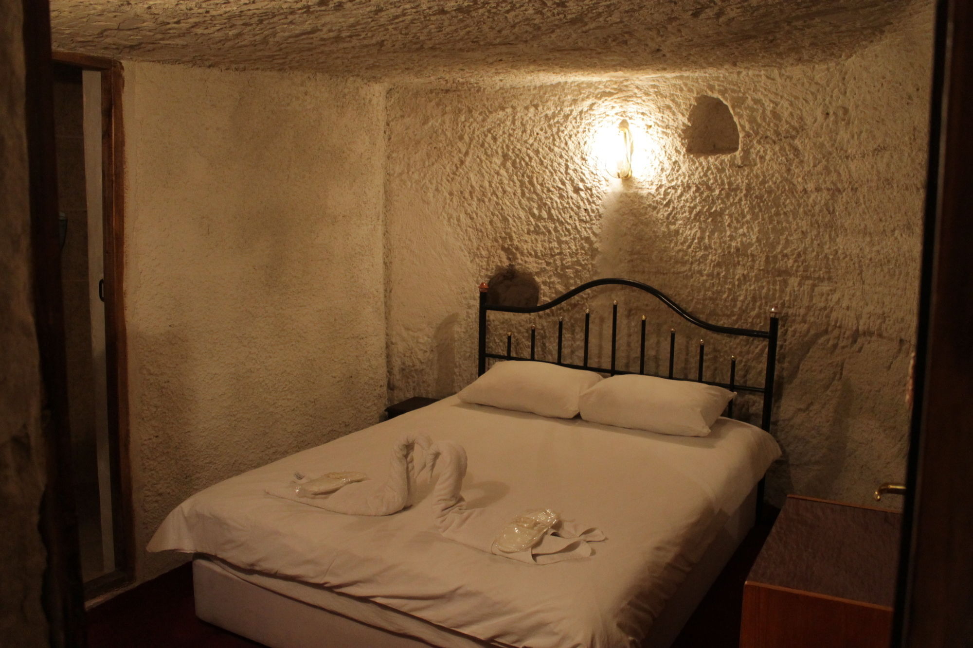 Yasin'S Place Backpackers Cave Hostel Göreme Kültér fotó